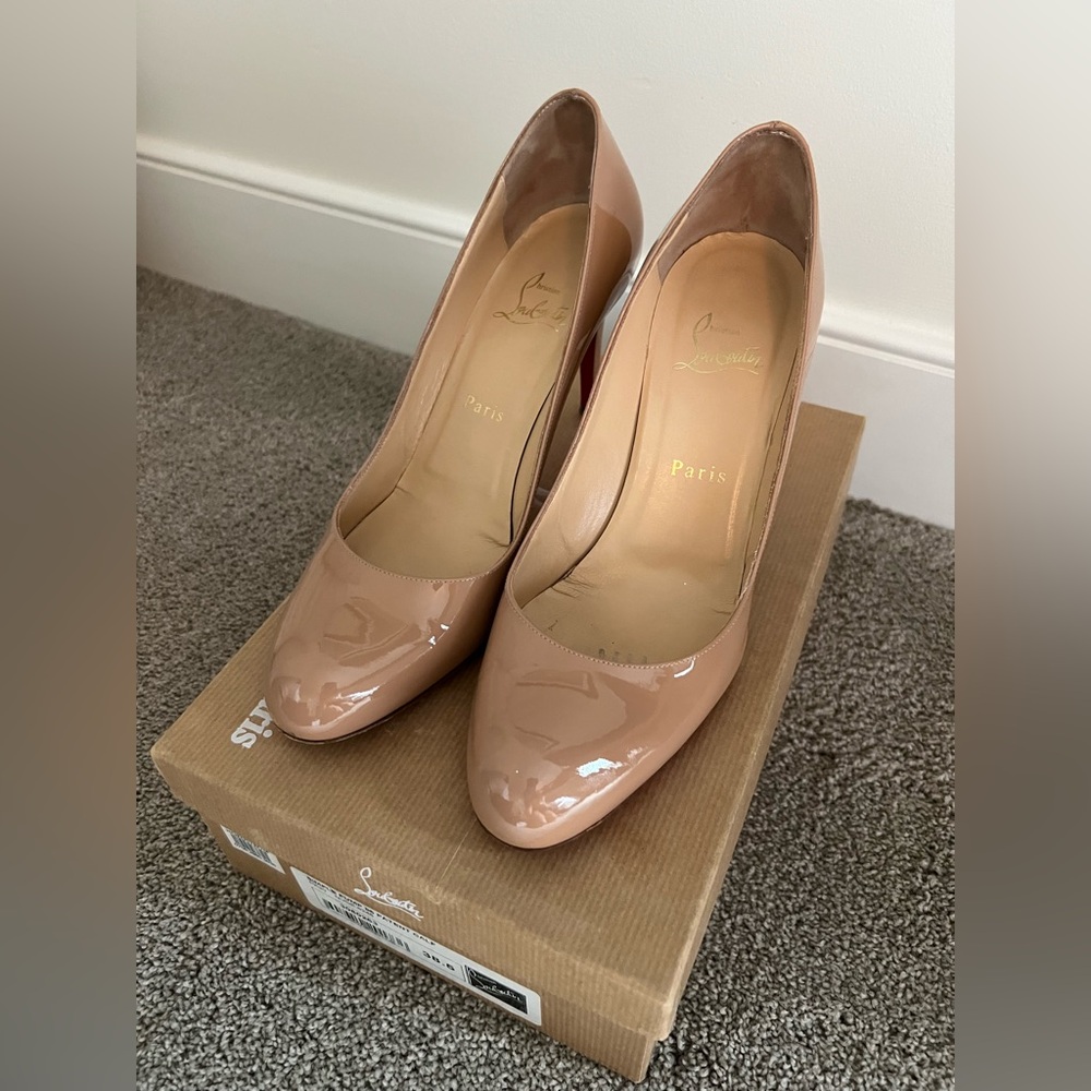 Christian Louboutin 85 mm Nude Patent Leather Heels Size 38.5